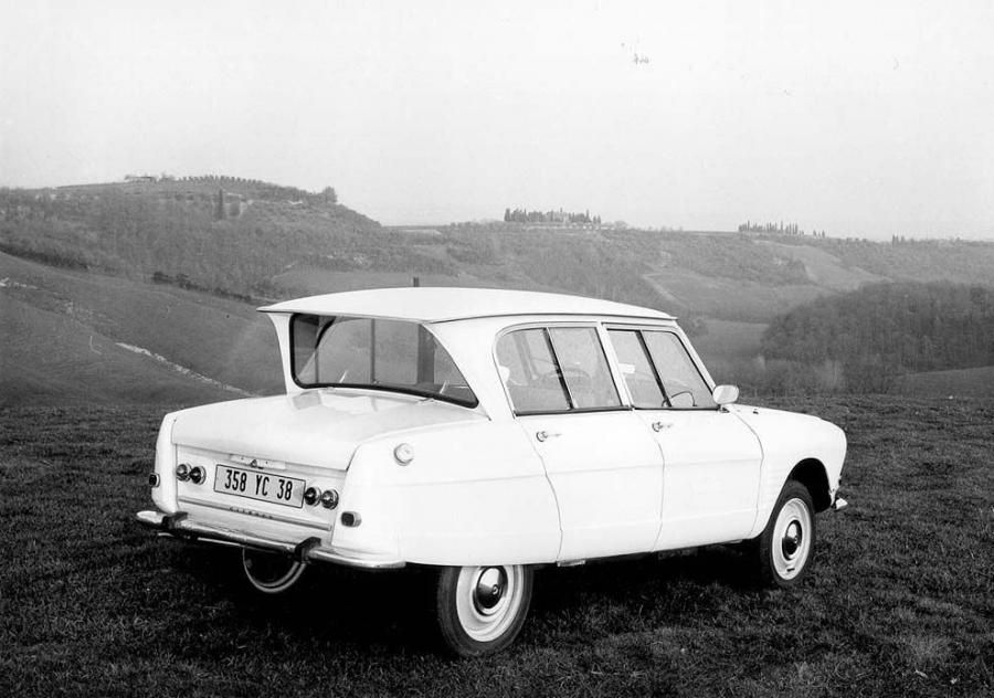  Citroen AMI 6 1961 года  (фото 15 из 64)
